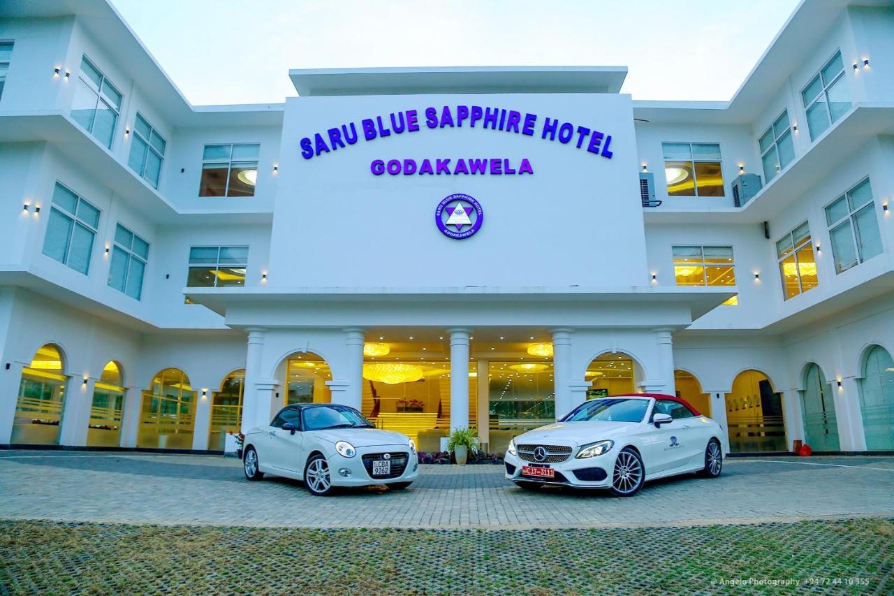 Saru Blue Sapphire Hotel Udawalawe Exterior foto